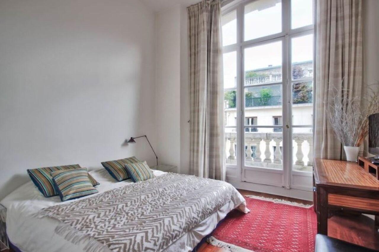 Hoche Apartment *