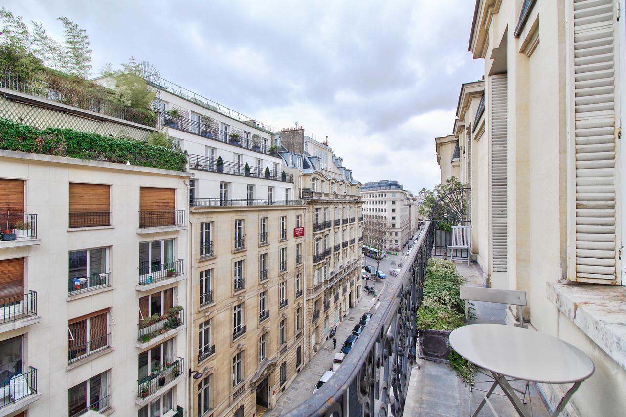 Hoche * Paris